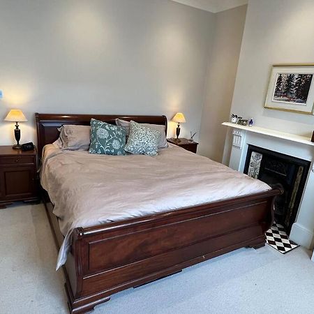 לונדון Four Bedroom Modern Victorian Wandsworth House מראה חיצוני תמונה