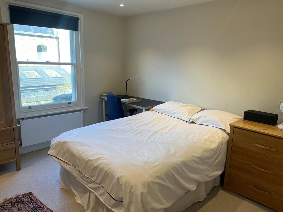לונדון Four Bedroom Modern Victorian Wandsworth House מראה חיצוני תמונה