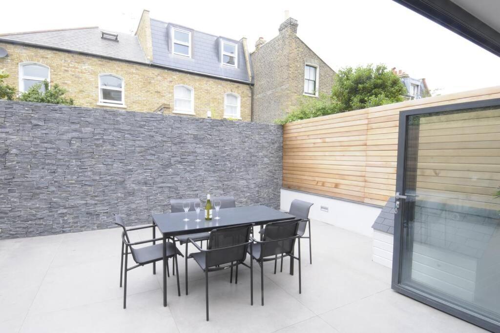 לונדון Four Bedroom Modern Victorian Wandsworth House מראה חיצוני תמונה